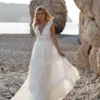 Robe de Mariage Bohème en dentelle sur fond tulle silhouette A