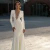 Robe de Mariée manches longues en crêpe avec silhouette sirène