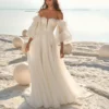 Robe de Mariée Bohème en tulle vaporeux avec épaules dénudées