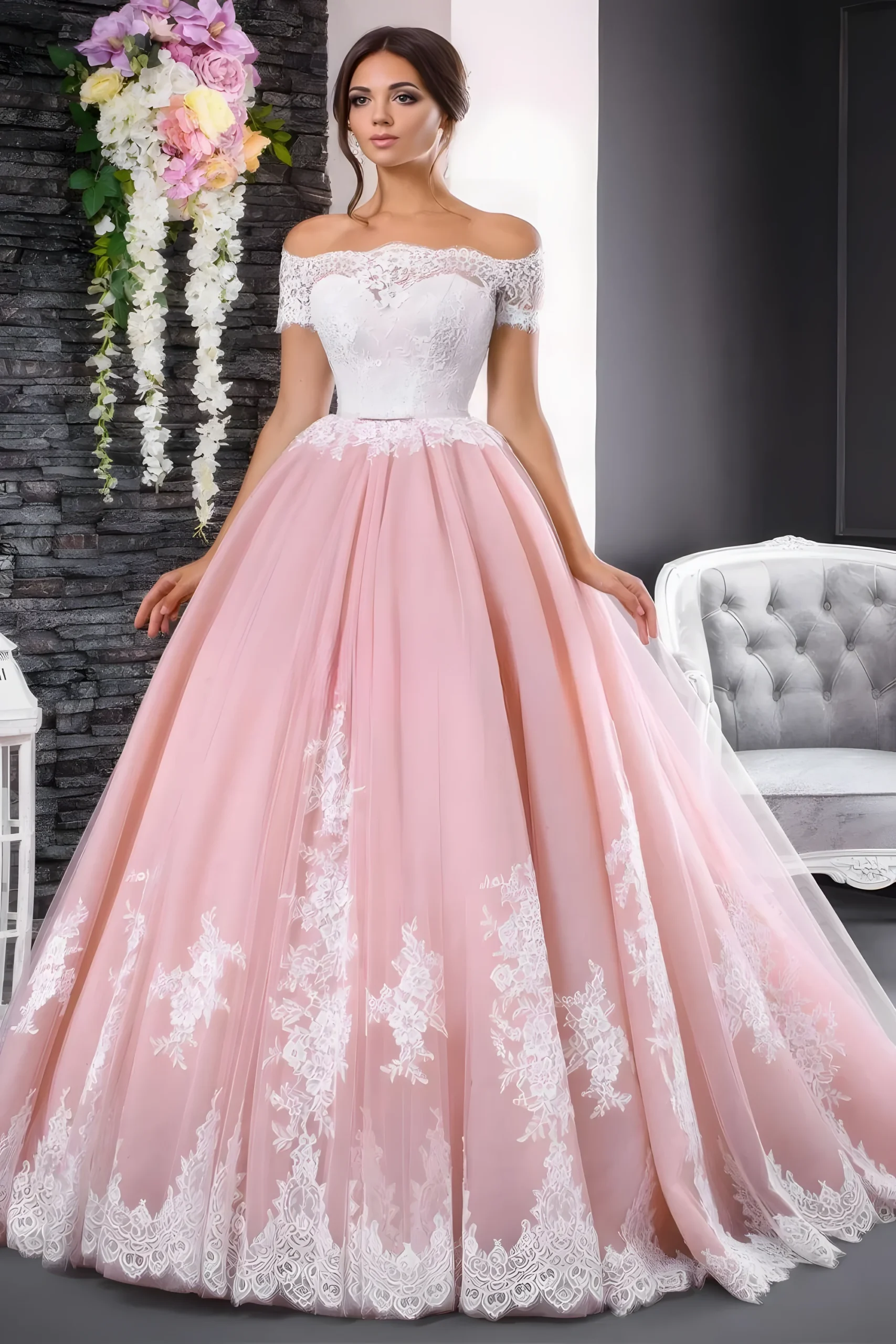 Robe de mariée princesse rose poudré avec dentelle