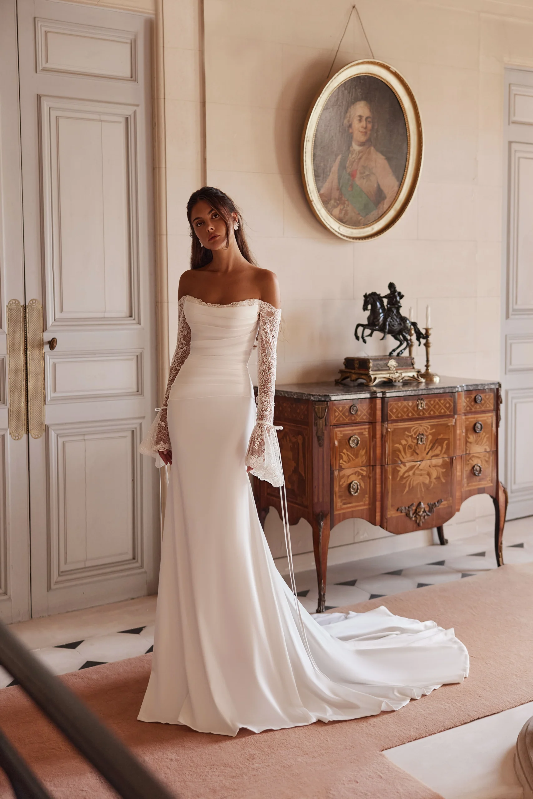 Robe de Mariée crêpe et dentelle coupe sirène