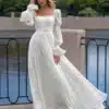 Robe de Mariée en mousseline de coton façon vintage tombé fluide au sol