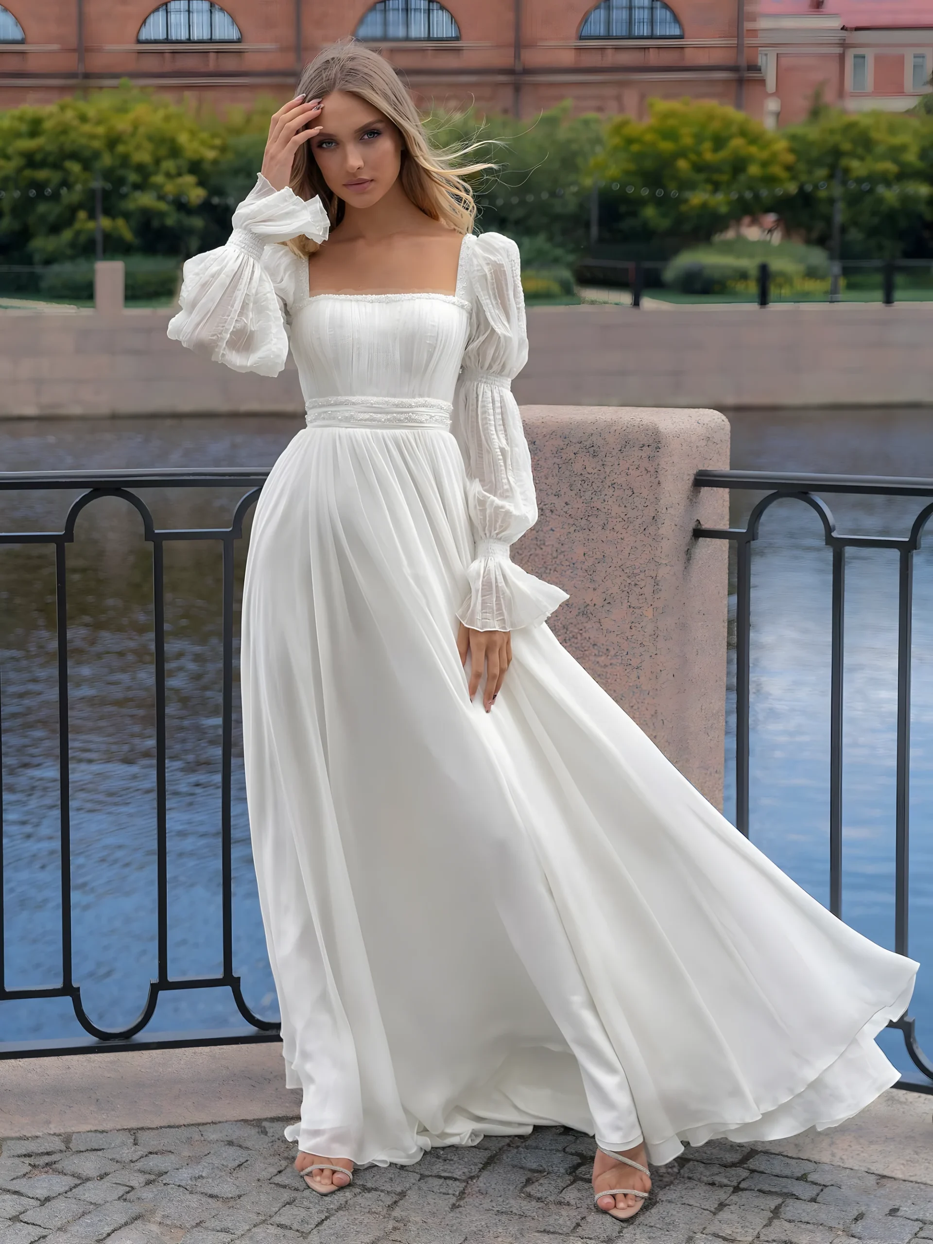 Robe de Mariée en mousseline de coton façon vintage tombé fluide au sol