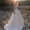 Robe de Mariée au style bohème coupe A en dentelle