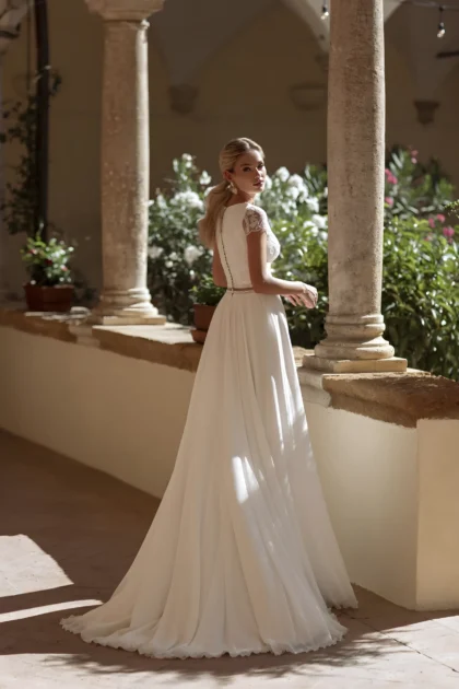 Robe de Mariage 2 pièces avec top en dentelle dos couvert