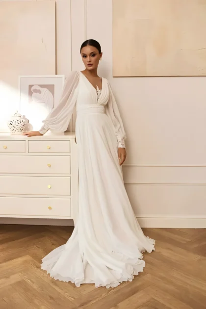 Robe de mariée légère et fluide dans un style rétro