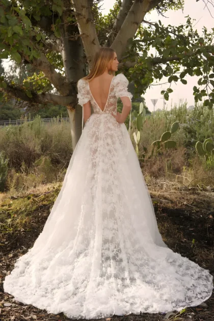 Robe de Mariée Champêtre avec dentelle florale et dos nu