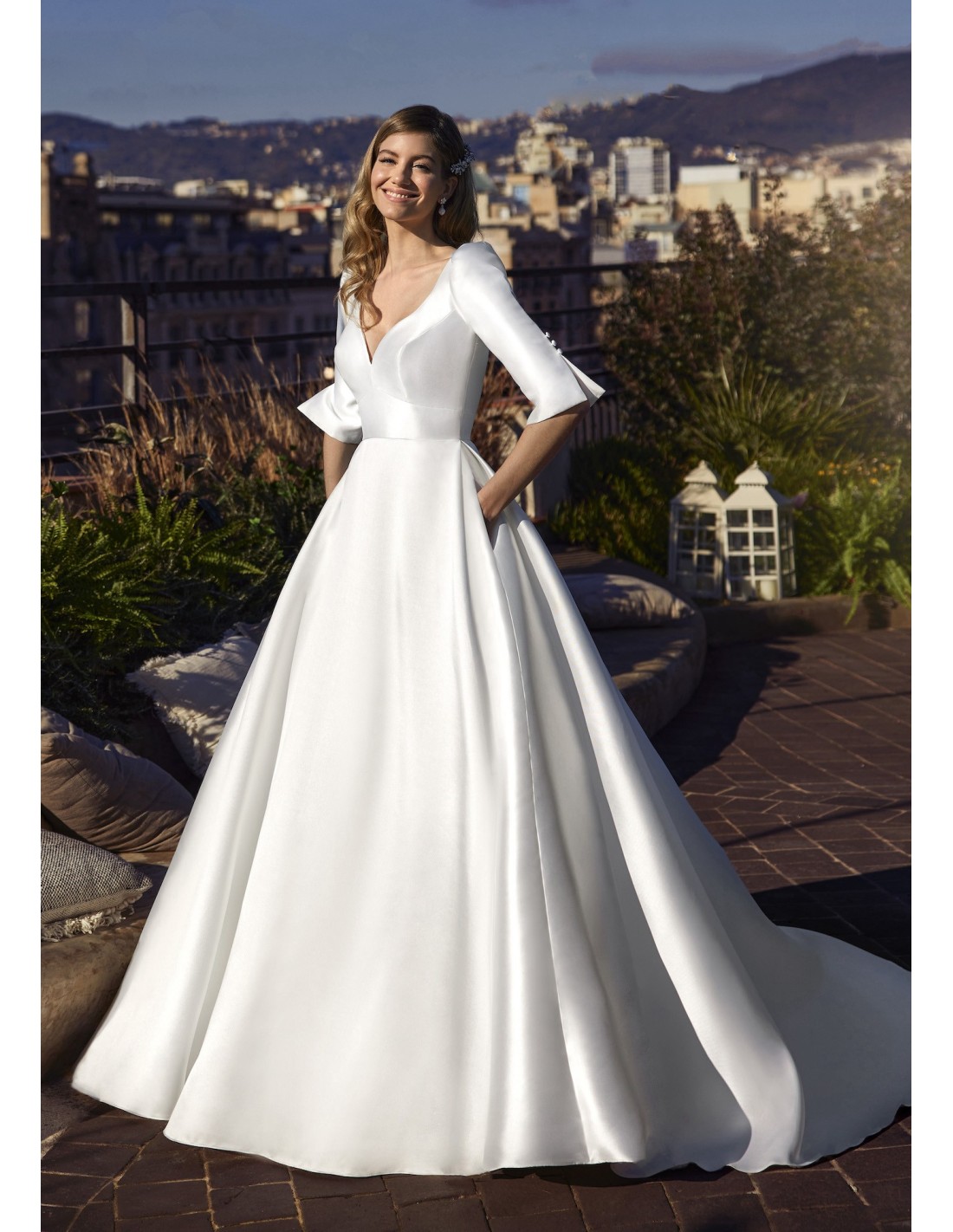 Robe de Mariée silhouette trapèze façon bohème romantique
