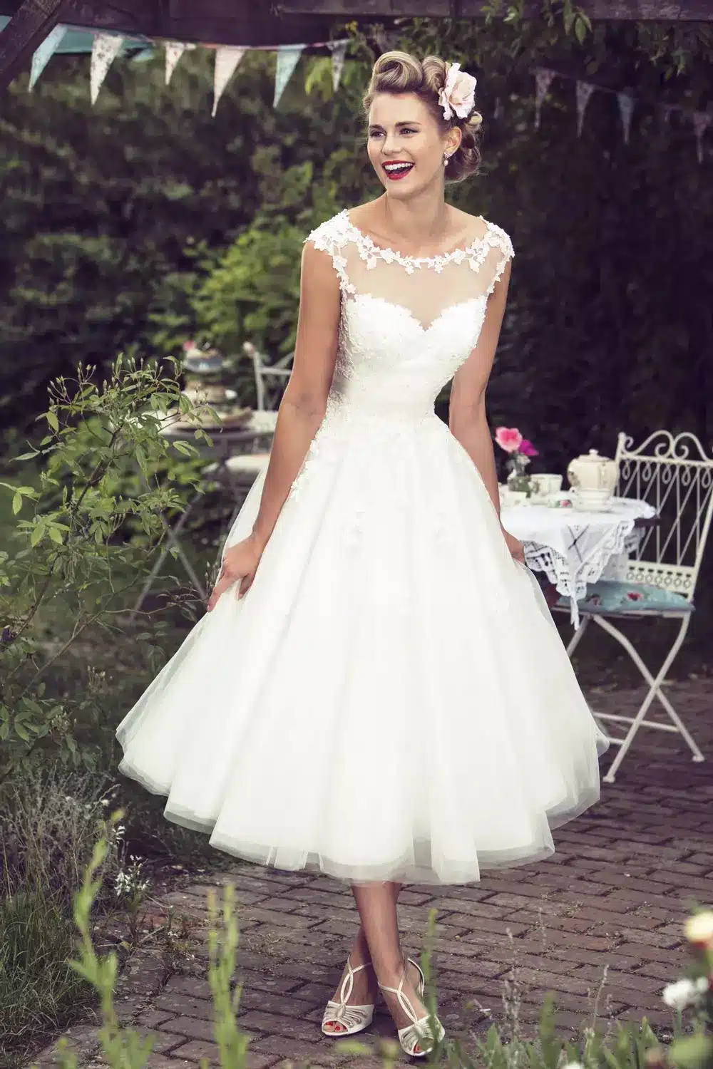 Robe de Mariée style Vintage années 50 longueur midi