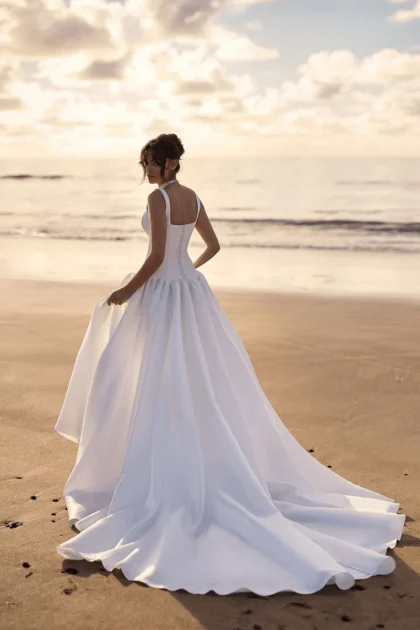 Robe de Mariée allure Princesse Romantique en Organza pour mariage sublime