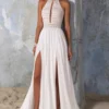 Robe de mariée style bohème des plages idéal pour mariage estival en bord de mer